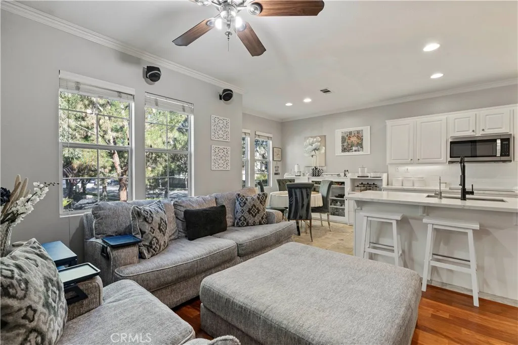 Additional image 93 of 23402 Brookdale Lane Unit 56, Valencia, CA 91355