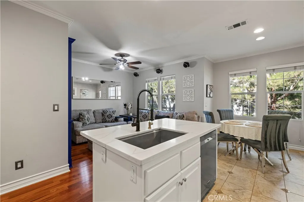 Additional image 16 of 23402 Brookdale Lane Unit 56, Valencia, CA 91355