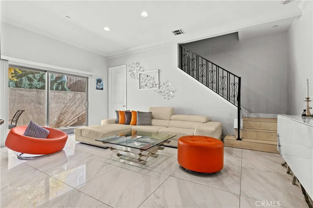 Additional image 86 of 6920 Valmont Unit 5, Tujunga, CA 91042