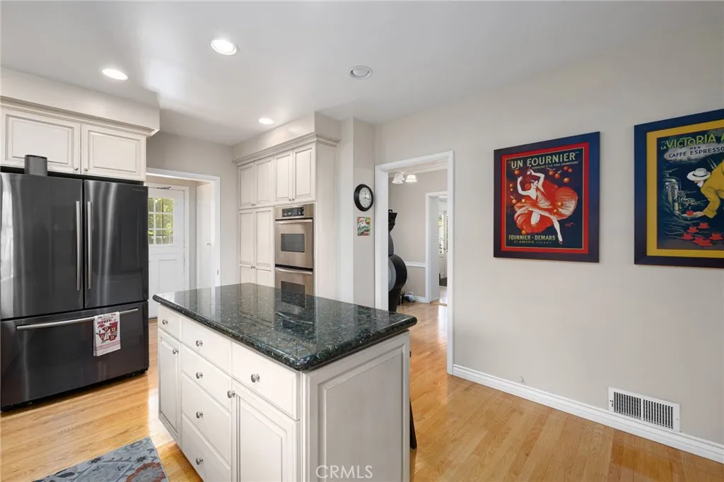 Additional image 89 of 2964 Lombardy Rd, Pasadena, CA 91107