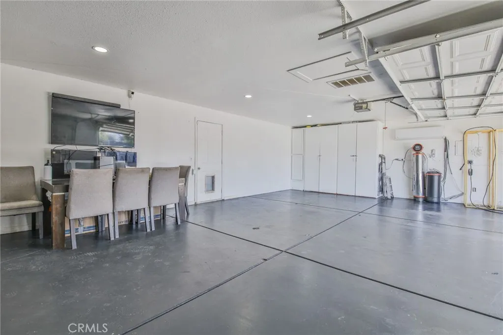 Additional image 46 of 7925 Victor Ave, Hesperia, CA 92345