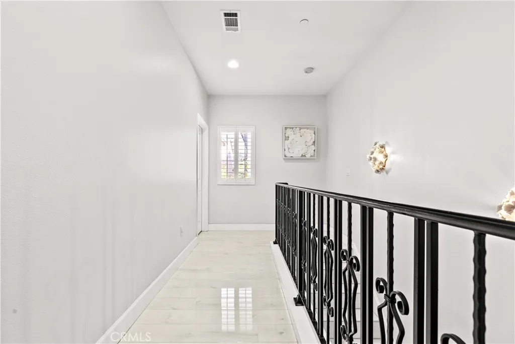 Additional image 48 of 6920 Valmont Unit 5, Tujunga, CA 91042