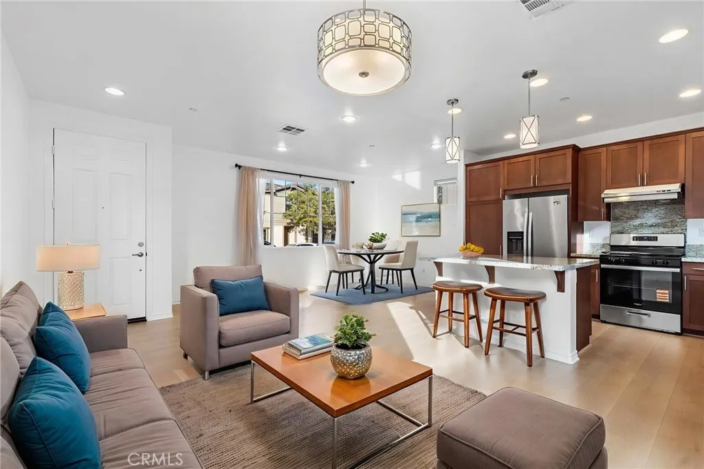 Additional image 43 of 22756 Meyler Street, Torrance, CA 90502