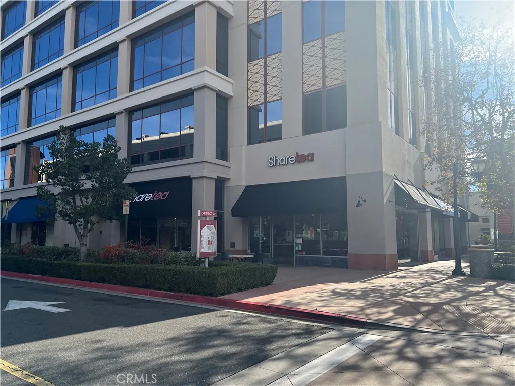 Additional image 4 of , Valencia, CA 91355