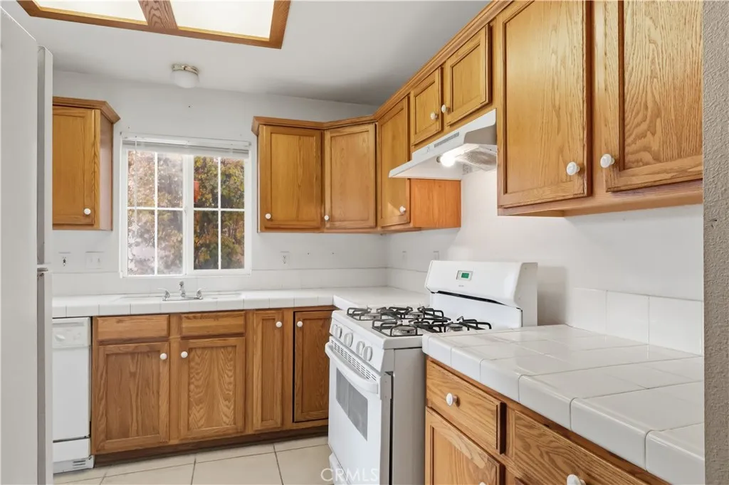 Additional image 46 of 19020 Stoddard Way, Apple Valley, CA 92308