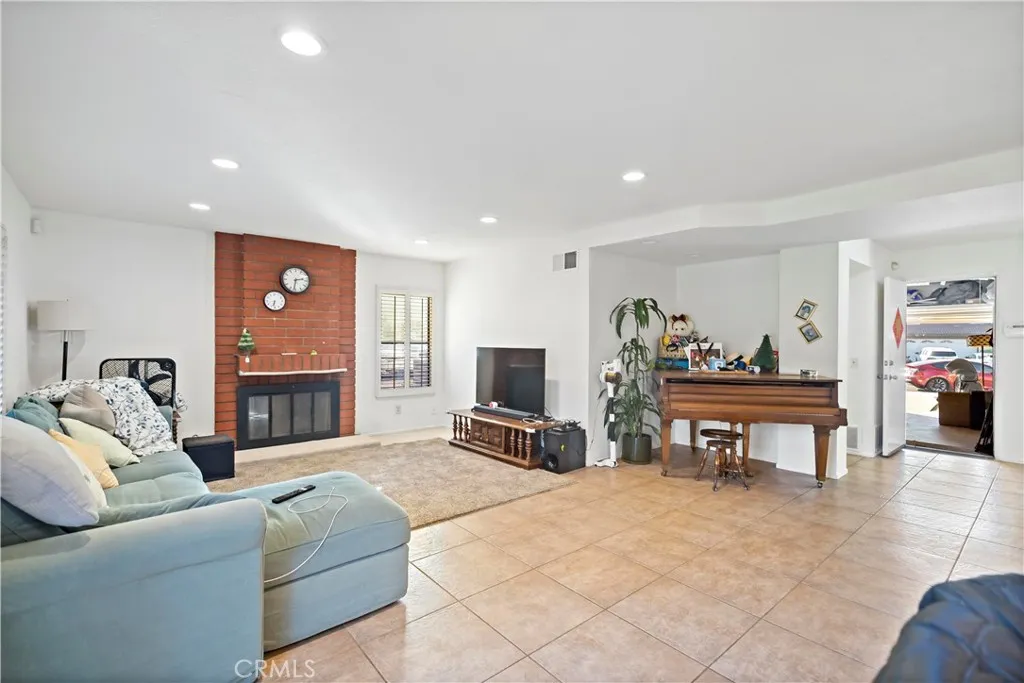 Additional image 15 of 20920 Running Branch Rd, Diamond Bar, CA 91765