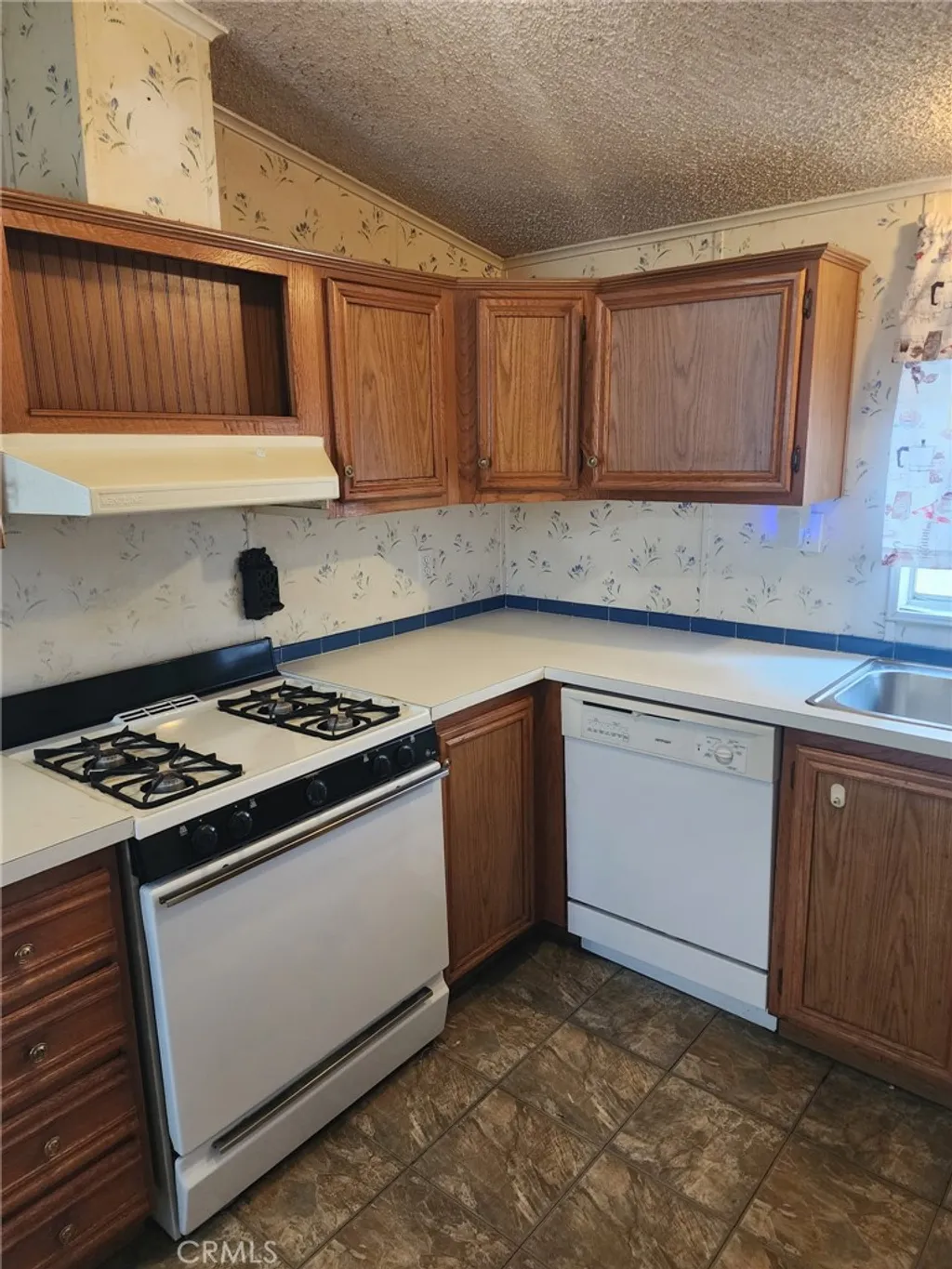 Additional image 4 of 16950 S Gramercy Place Unit 23 A, Gardena, CA 90247