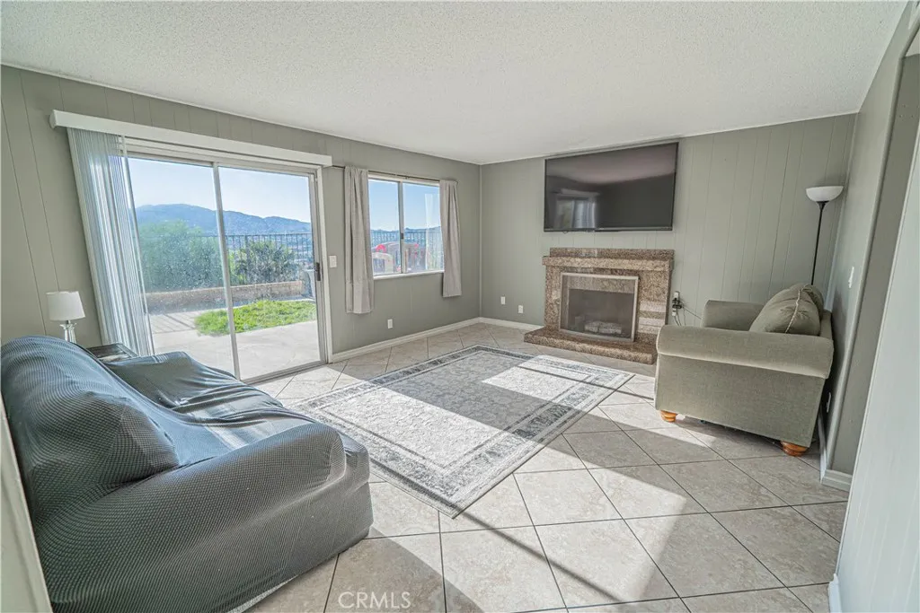 Additional image 10 of 28076 Wildwind Drive, Canyon Country, CA 91351