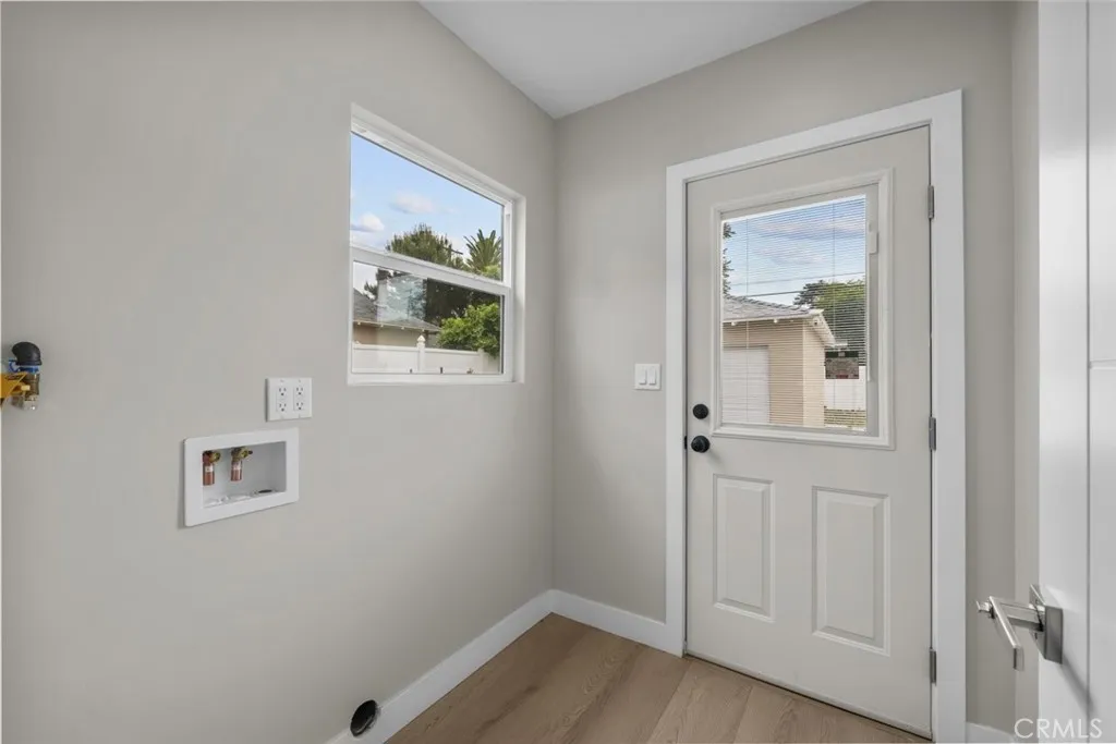 Additional image 55 of 6820 Jellico Avenue, Van Nuys, CA 91406