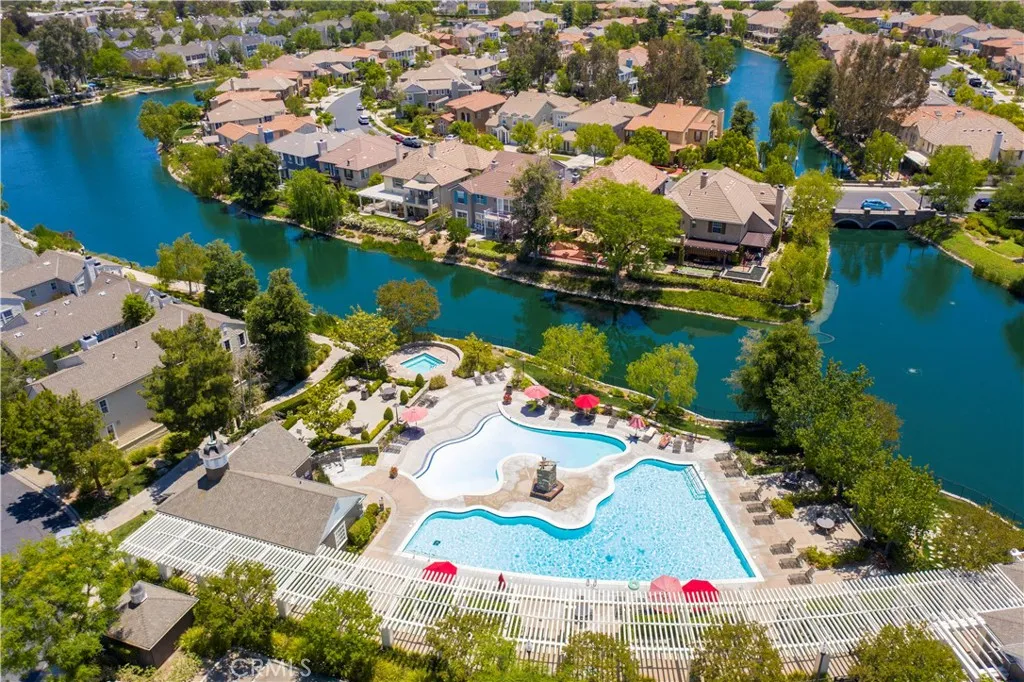 Additional image 69 of 23402 Brookdale Lane Unit 56, Valencia, CA 91355