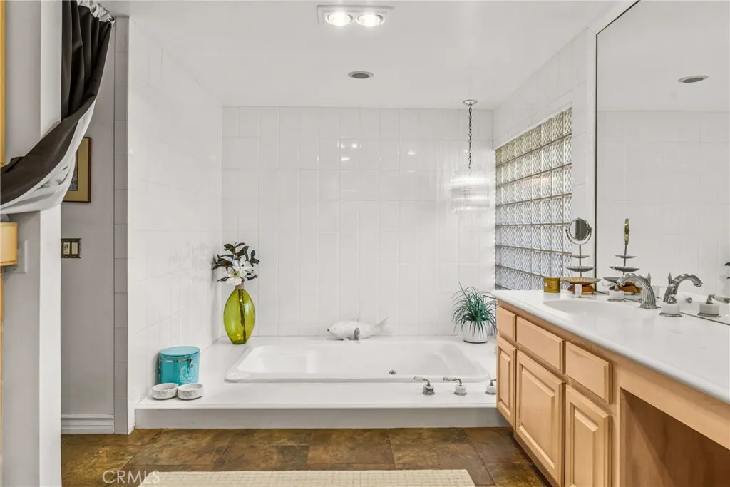 Additional image 75 of 1426 E Puente St, Covina, CA 91724