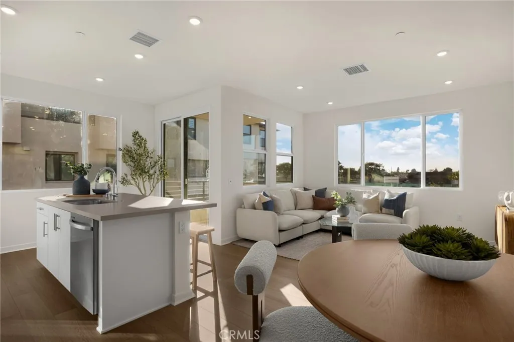 Additional image 82 of 109 S Laxore Street Unit 306, Anaheim, CA 92804