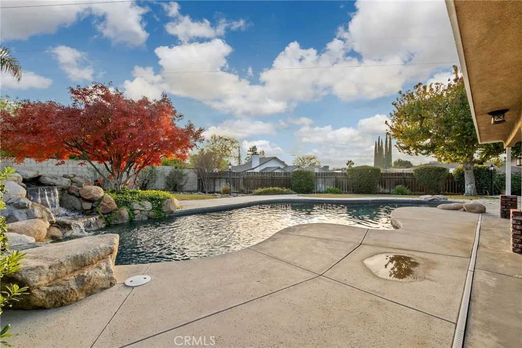 Additional image 81 of 6001 Meadow Glen Way, Bakersfield, CA 93306