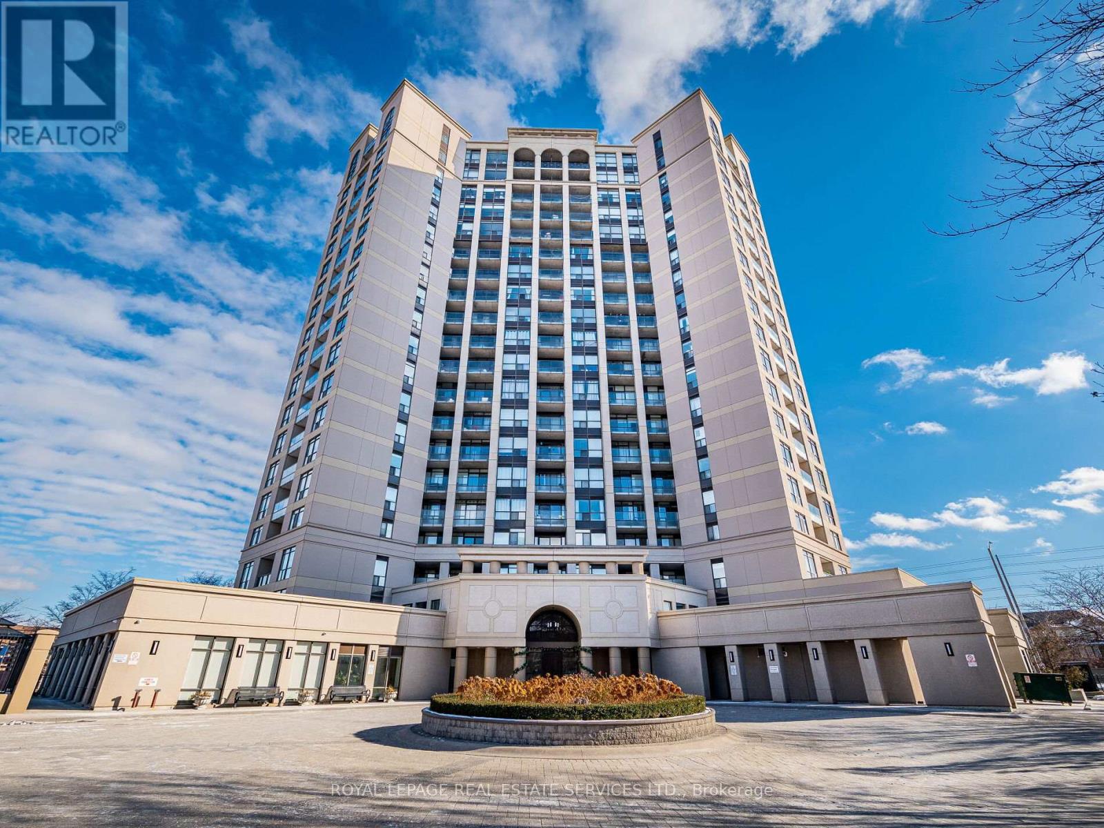 113 - 220 FORUM DRIVE|Mississauga (Hurontario), Ontario L4Z4K1