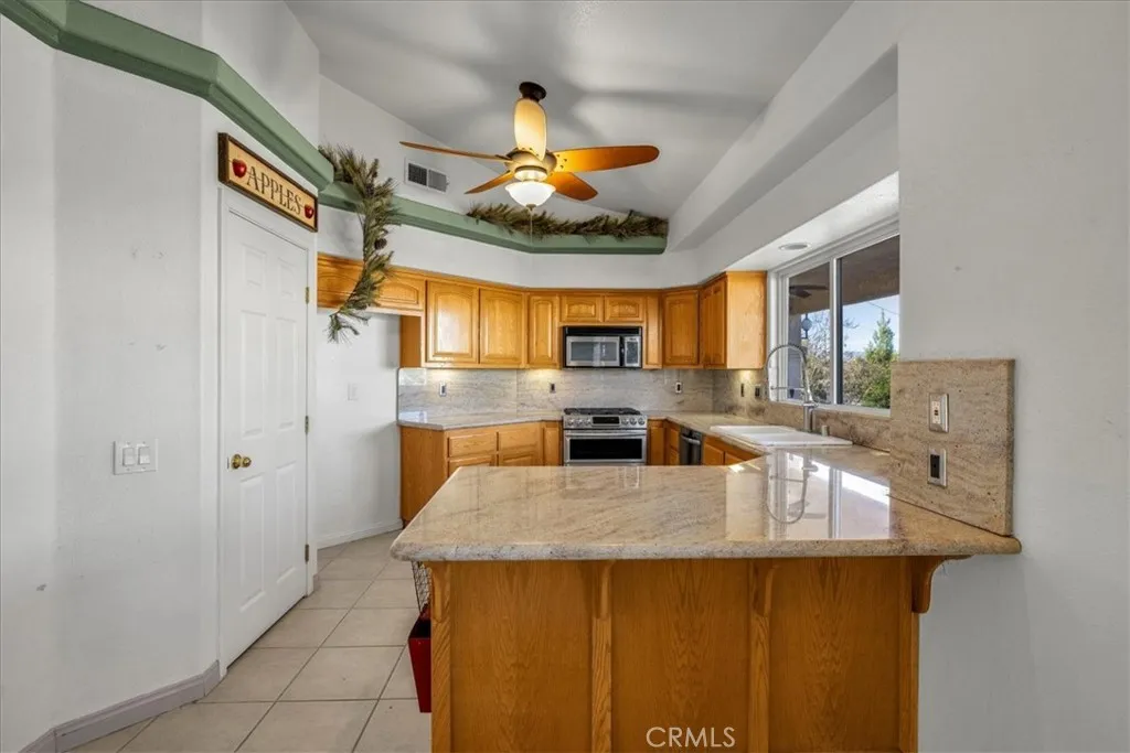Additional image 75 of 58484 Juarez Drive, Yucca Valley, CA 92284