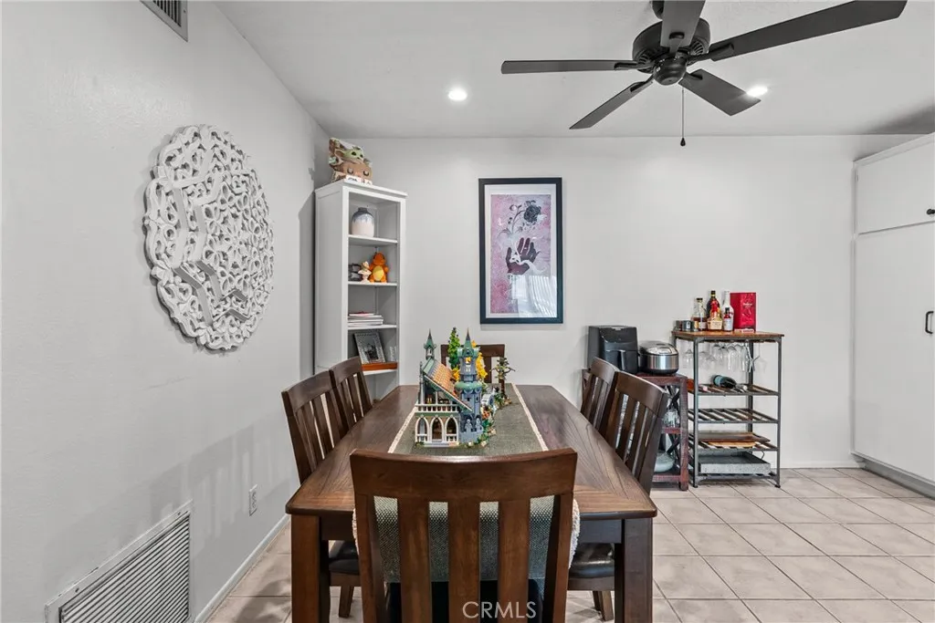 Additional image 62 of 25736 Player Drive Unit R4, Valencia, CA 91355