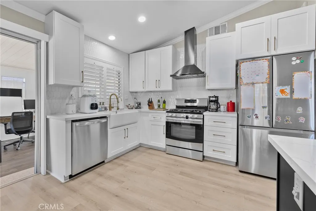 Additional image 6 of 3415 Hawthorne Dr, Corona, CA 92881