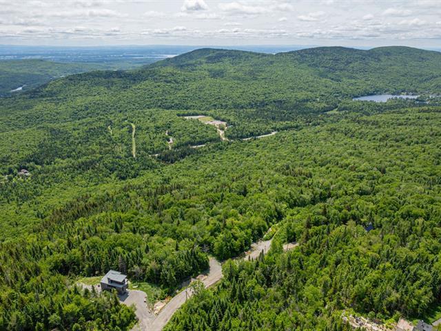 Ch. du Moulin|Lac-Beauport, Quebec G3B1C2