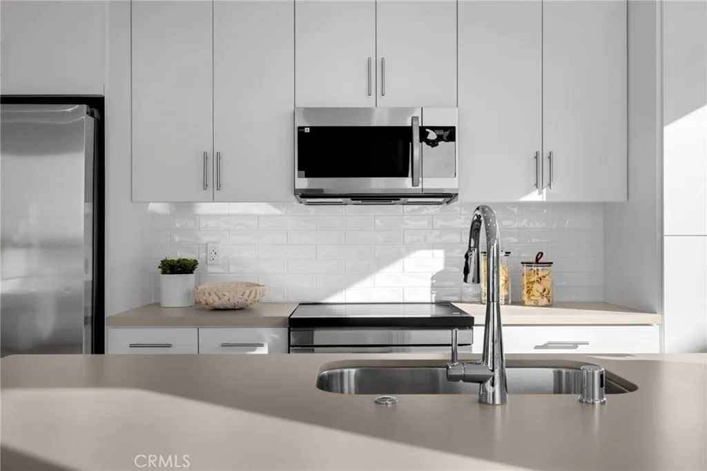 Additional image 77 of 109 S Laxore Street Unit 306, Anaheim, CA 92804