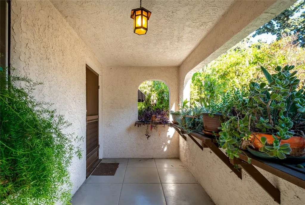 Additional image 3 of 1437 N Sierra Bonita Avenue, Pasadena, CA 91104