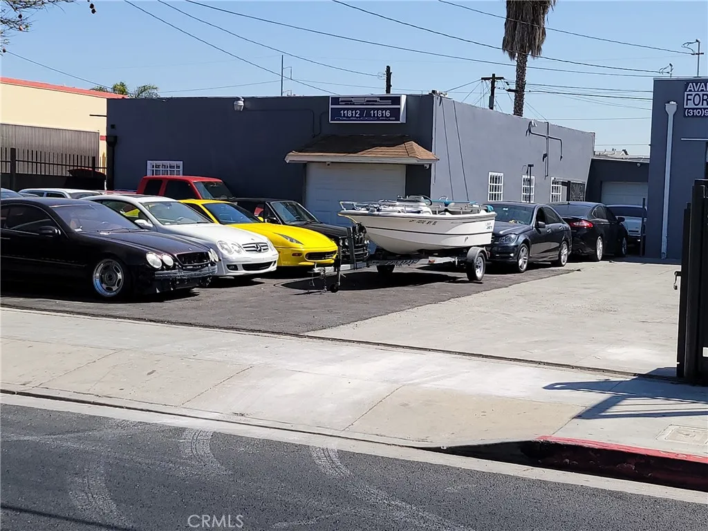 Additional image 2 of 11812 Inglewood, Hawthorne, CA 90250