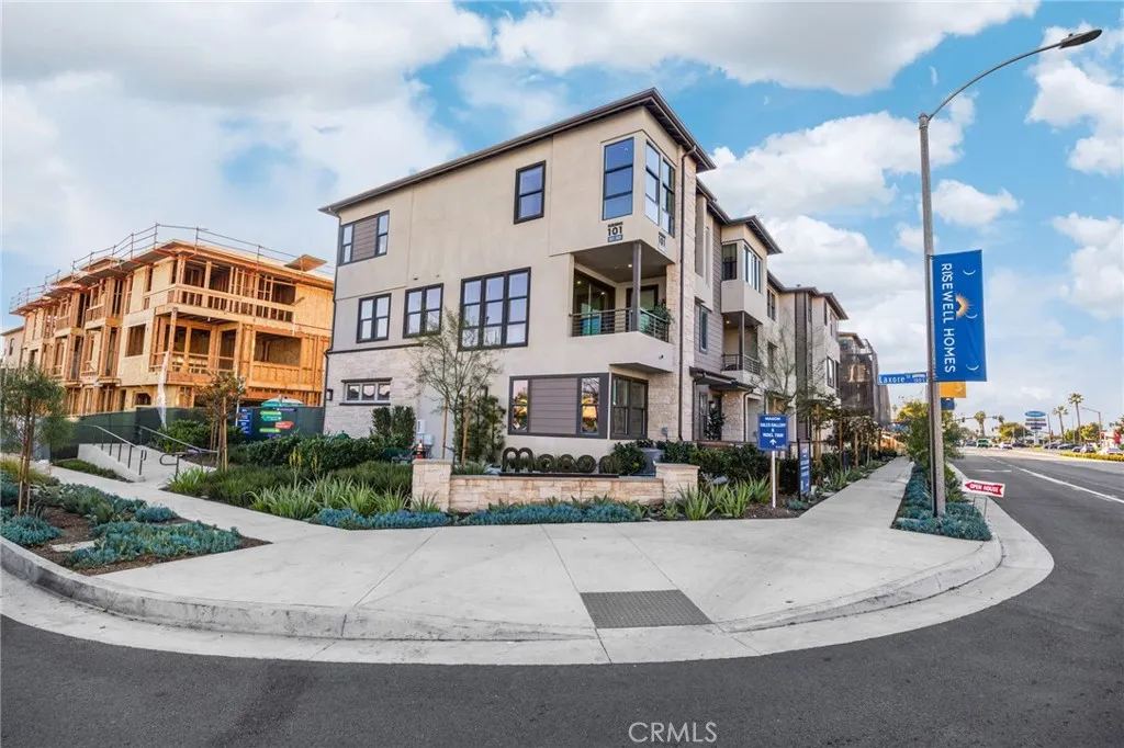 Additional image 45 of 109 S Laxore Street Unit 306, Anaheim, CA 92804