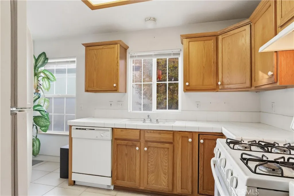 Additional image 16 of 19020 Stoddard Way, Apple Valley, CA 92308