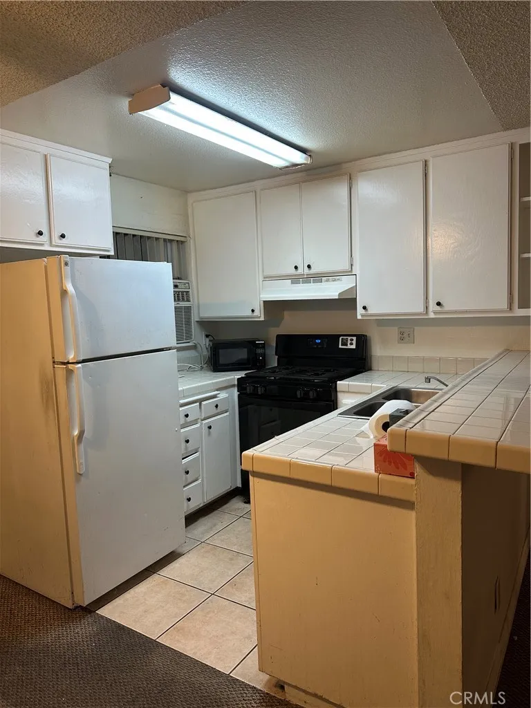 Additional image 17 of 18530 Hatteras Street Unit 212, Tarzana, CA 91356