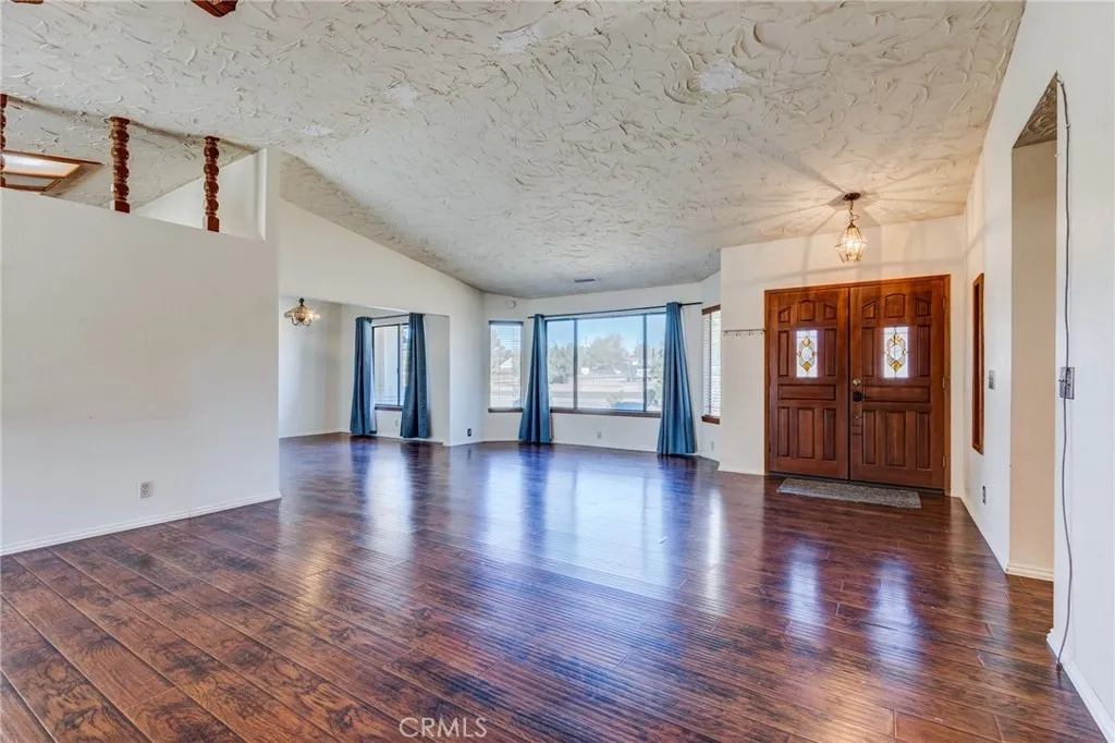 Additional image 52 of 14076 Wawona Road, Apple Valley, CA 92307