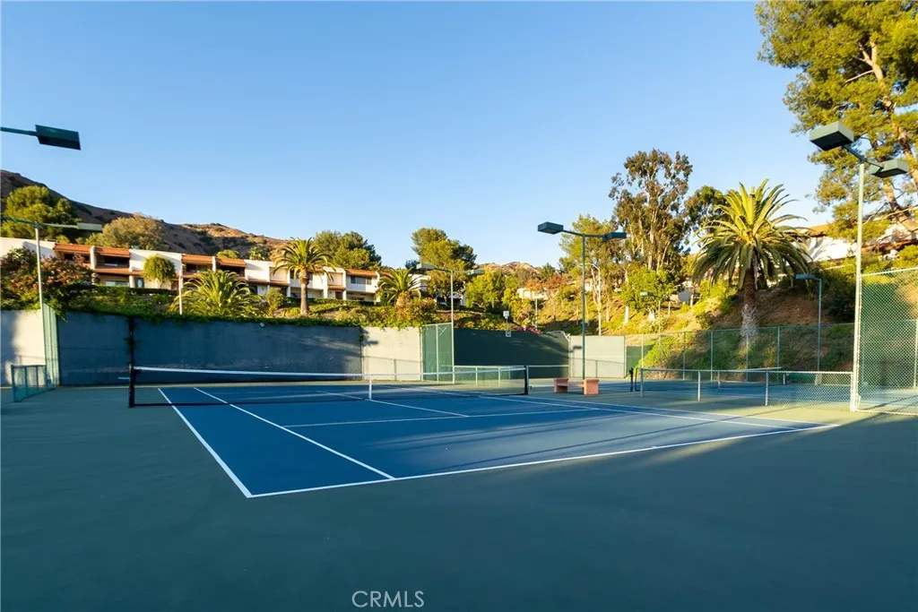 Additional image 25 of 9551 Via Ricardo, Burbank, CA 91504