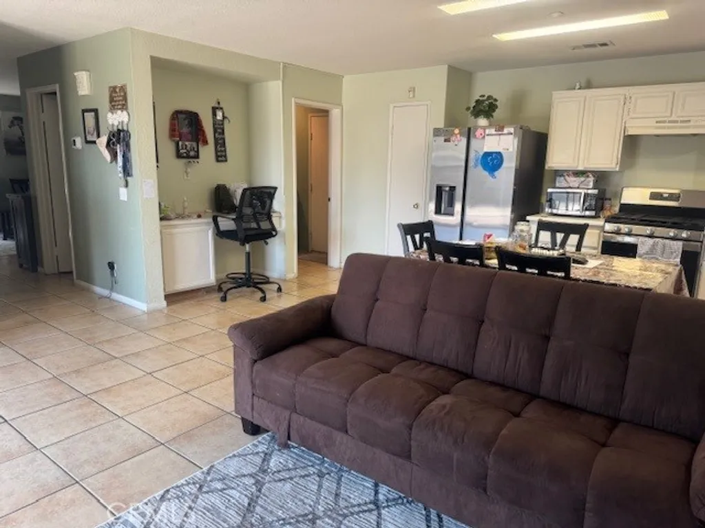 Additional image 9 of 15313 Coleen Street, Fontana, CA 92337