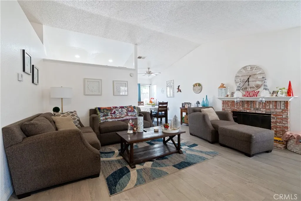 Additional image 9 of 2520 Shady Glen Ln, San Bernardino, CA 92408