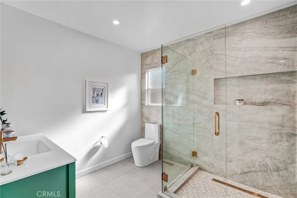 Additional image 46 of 3811 S Norton Ave, Los Angeles, CA 90008