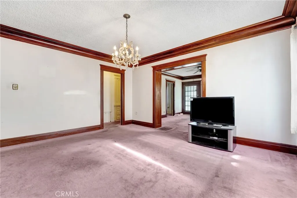 Additional image 10 of 4239 South Raymond Avenue, Los Angeles, CA 90037