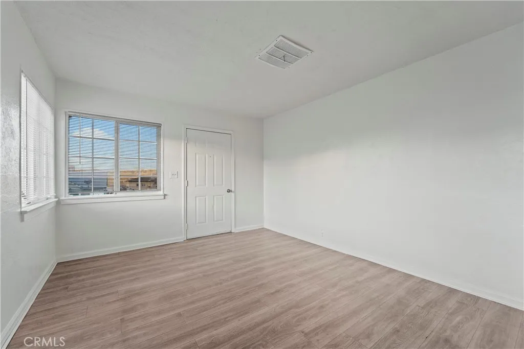 Additional image 8 of 536 E Fredricks St, Barstow, CA 92311