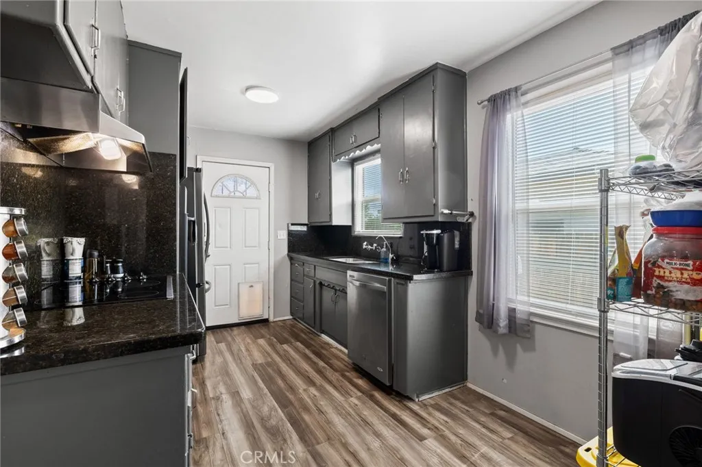 Additional image 10 of 321 Circle Drive, Bakersfield, CA 93308