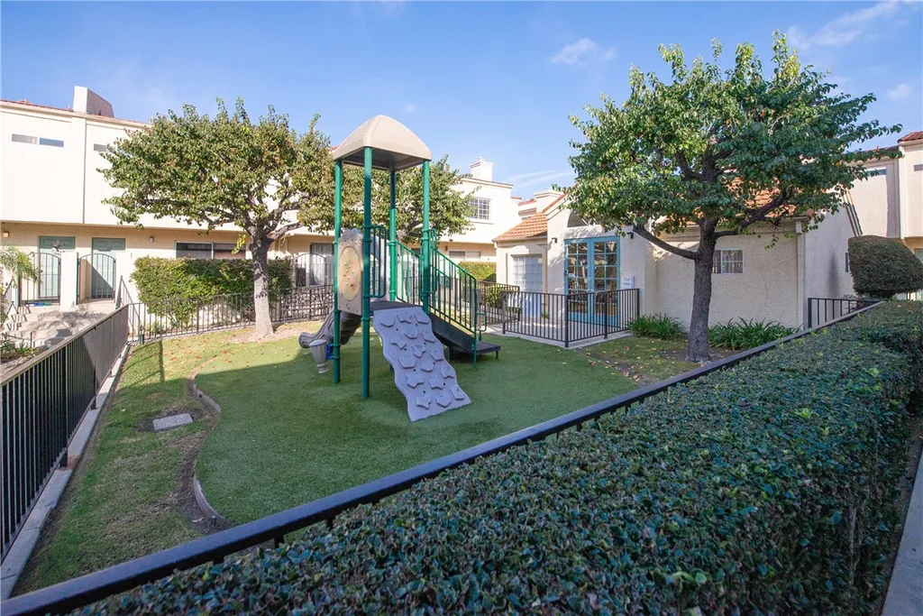 Additional image 4 of 401 W 220th street #49, Carson, CA 90745