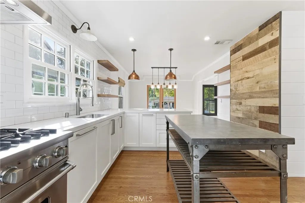 Additional image 83 of 1230 Oak Circle Dr, Glendale, CA 91208