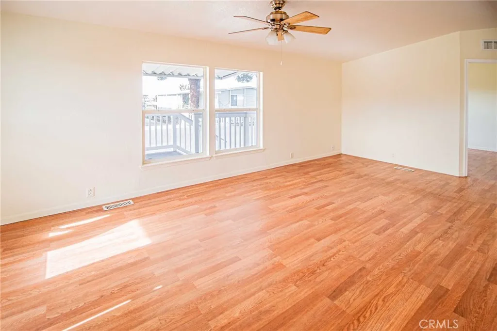 Additional image 37 of 4444 E Avenue R Unit 35, Palmdale, CA 93552