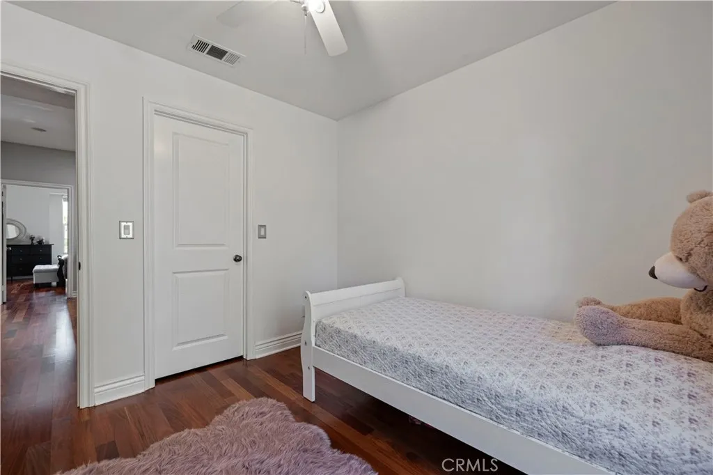 Additional image 110 of 23402 Brookdale Lane Unit 56, Valencia, CA 91355