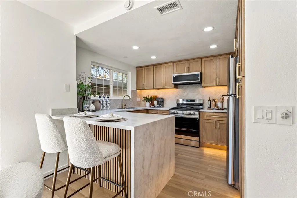 Additional image 5 of 12 Woodleaf, Irvine, CA 92614