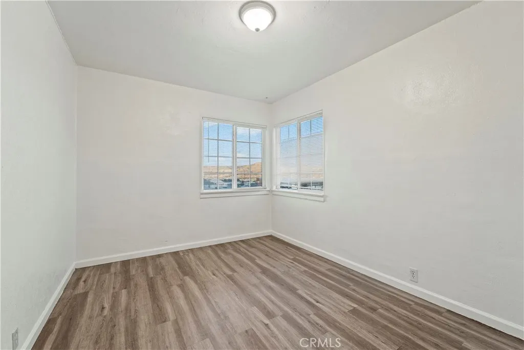 Additional image 38 of 536 E Fredricks St, Barstow, CA 92311