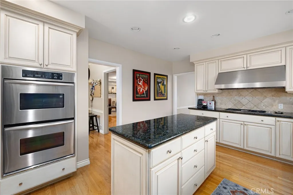 Additional image 23 of 2964 Lombardy Rd, Pasadena, CA 91107