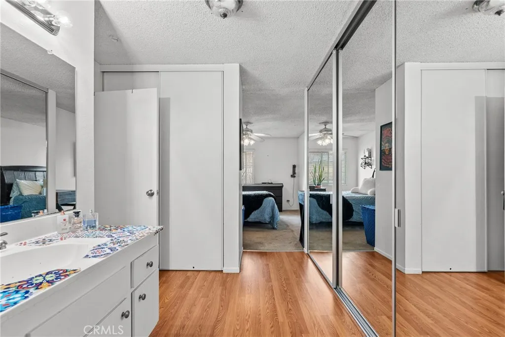 Additional image 76 of 25736 Player Drive Unit R4, Valencia, CA 91355