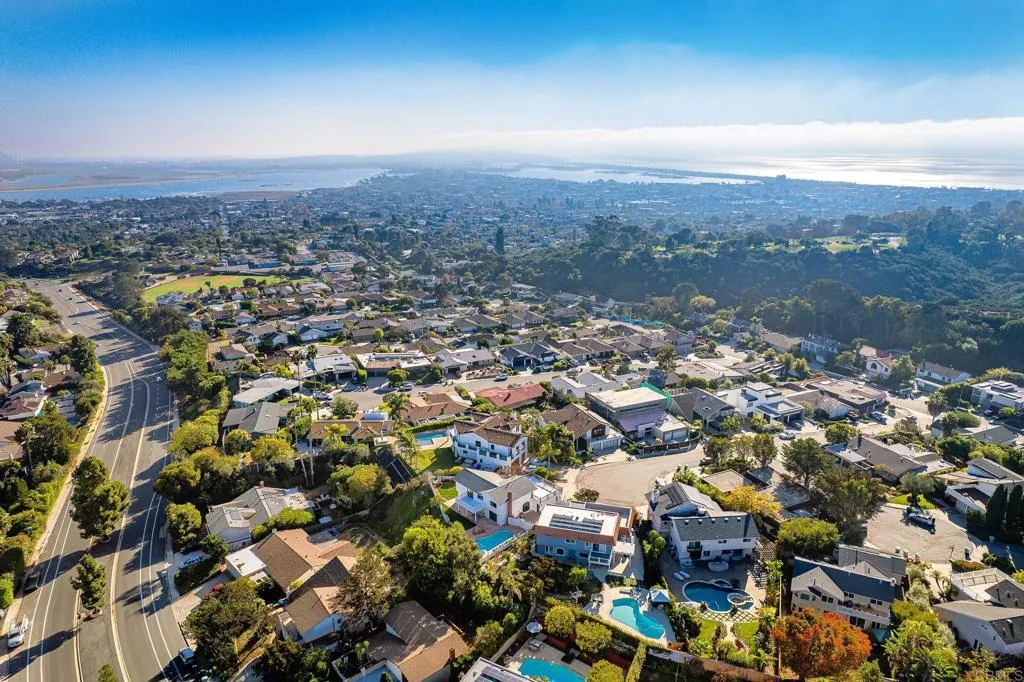 Additional image 2 of 2193 Harbour Heights Rd, San Diego, CA 92109