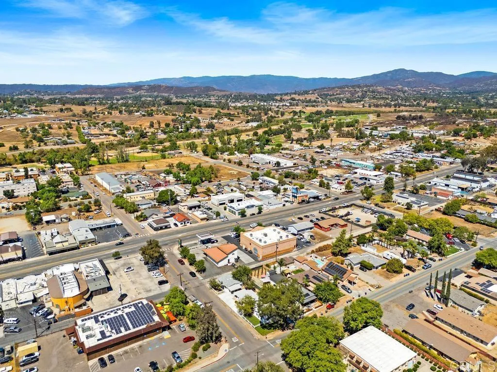 Additional image 124 of 549 D St., Ramona, CA 92065