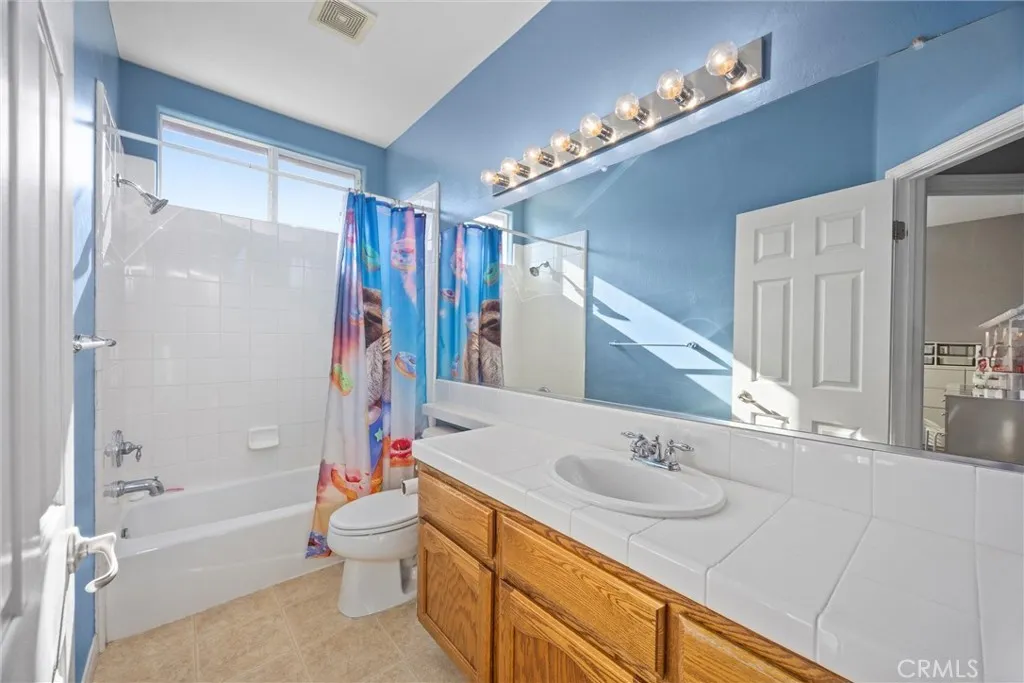 Additional image 118 of 12809 Trafalgar Square Dr, Bakersfield, CA 93312