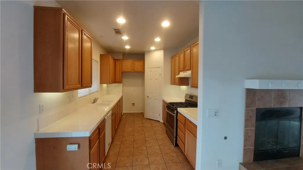 Additional image 12 of 16132 Dunning Way, Victorville, CA 92395