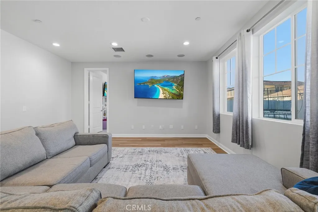 Additional image 66 of 369 Rose St, Fillmore, CA 93015