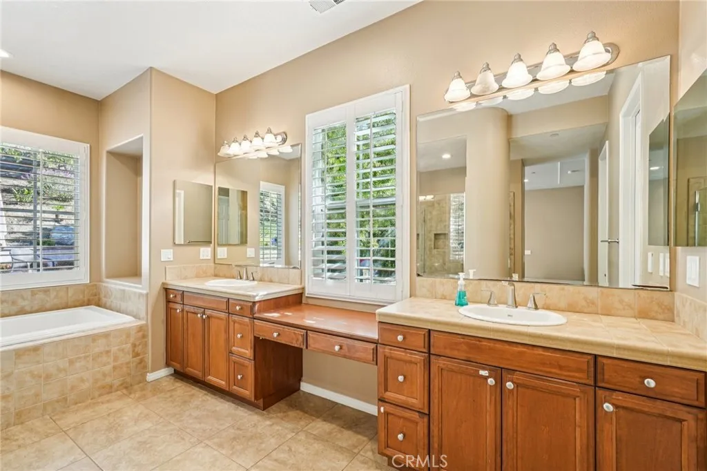 Additional image 68 of 4442 Treasure Valley Vly, Claremont, CA 91711